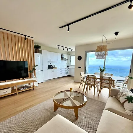 Casa Blanca Villa *